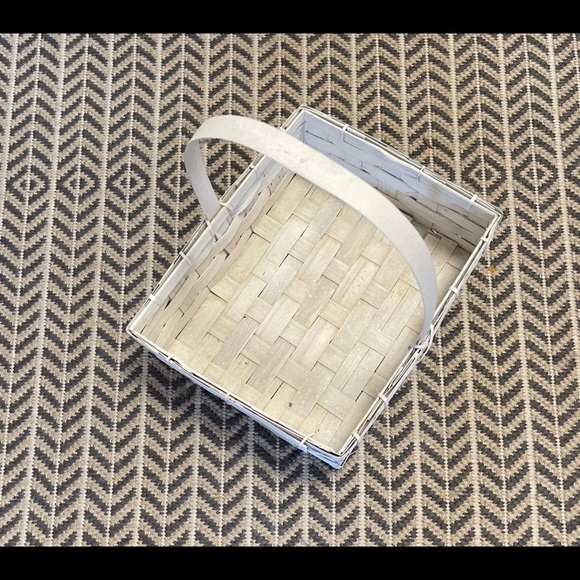 Wicker Baskets (Lot of 4) - Picture 8 of 12